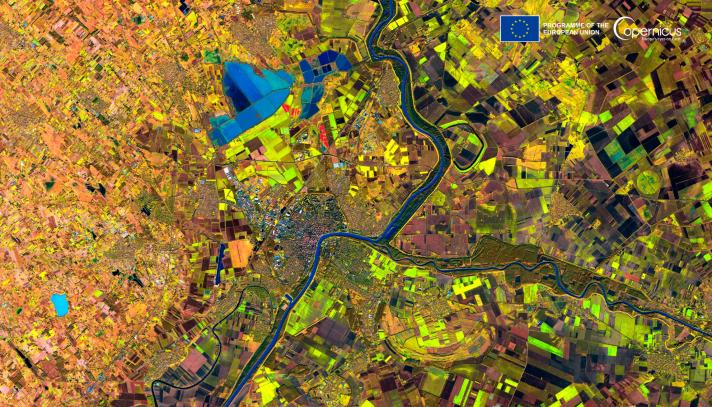 Szeged as seen through Copernicus ''lens''